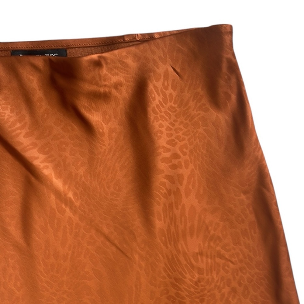 Rachel Zoe Satin Midi Textures Animal Pattern Skirt Size 6 - Picture 5 of 9